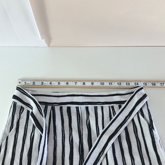 Lucid-Pink Belt Tie Pockets Shorts Medium - Picture 7 of 10